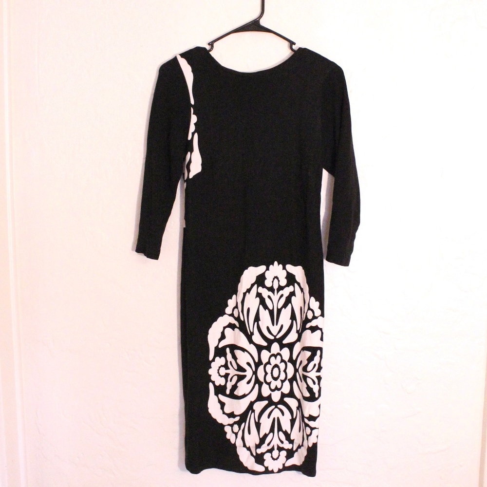 Just Taylor half sleeve large print dress